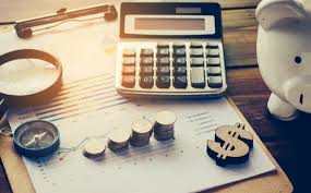 Como organizar seu dinheiro no começo do mês para evitar apertos financeiros depois